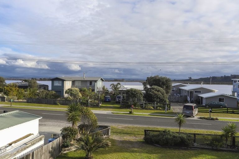 Photo of property in 667 Pukehina Parade, Pukehina, Te Puke, 3189