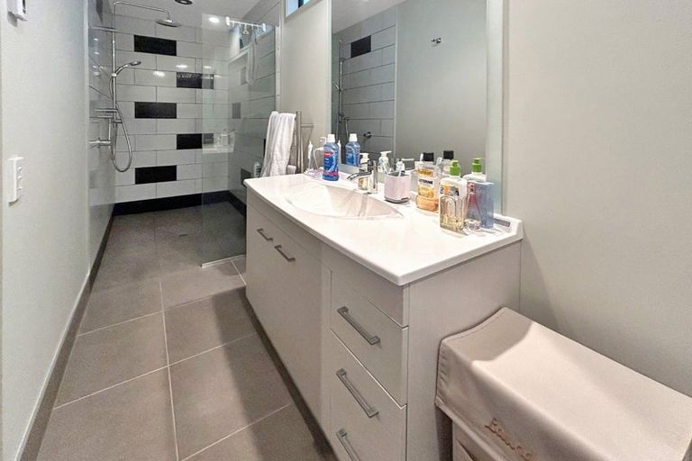 Photo of property in 868 Acacia Bay Road, Acacia Bay, Taupo, 3330