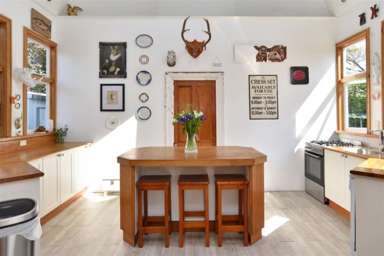 Photo of property in 30 Gresford Street, Edgeware, Christchurch, 8013