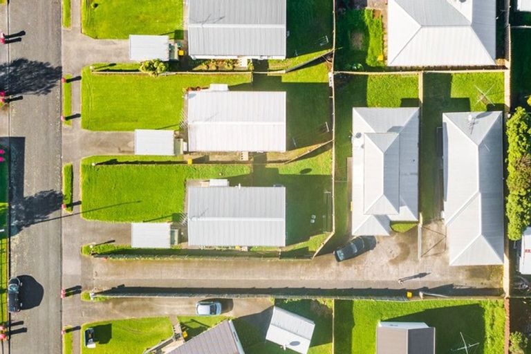 Photo of property in 2/19 Oratu Place, Manurewa, Auckland, 2102