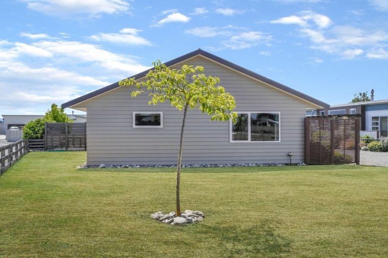 Photo of property in 3 Rhoboro Road, Twizel, 7901