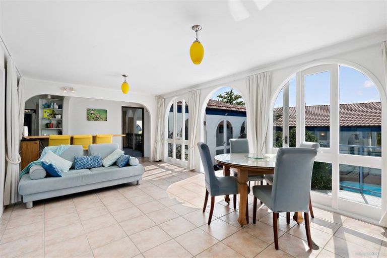 Photo of property in 108 Kowhai Road, Campbells Bay, Auckland, 0630