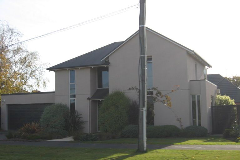 Photo of property in 15b Chilcombe Street, Ilam, Christchurch, 8041