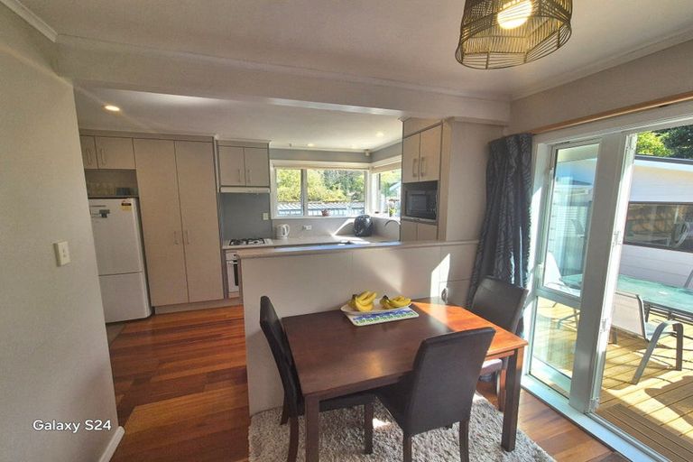 Photo of property in 18 Parnell Street, Fairfield, Lower Hutt, 5011