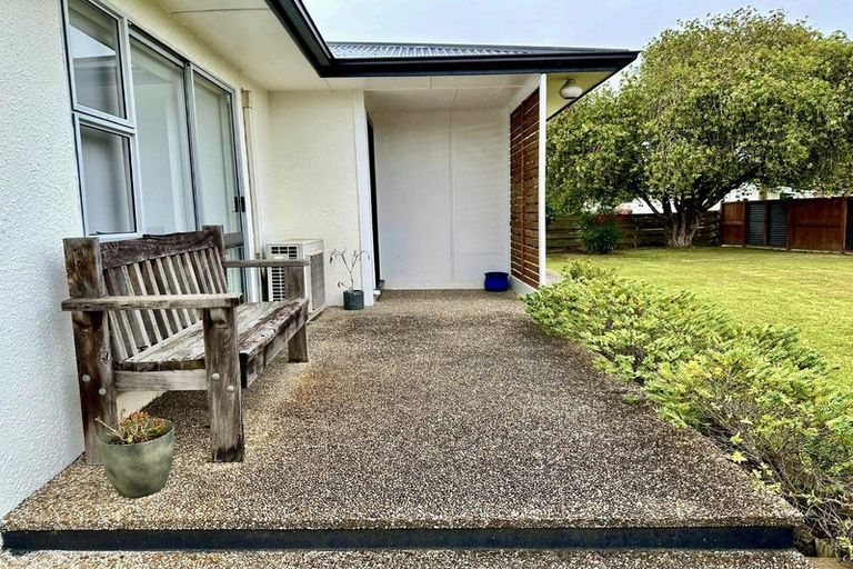 Photo of property in 22 Kettle Avenue, Awapuni, Palmerston North, 4412