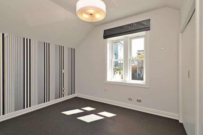 Photo of property in 63 Brougham Street, Mount Victoria, Wellington, 6011