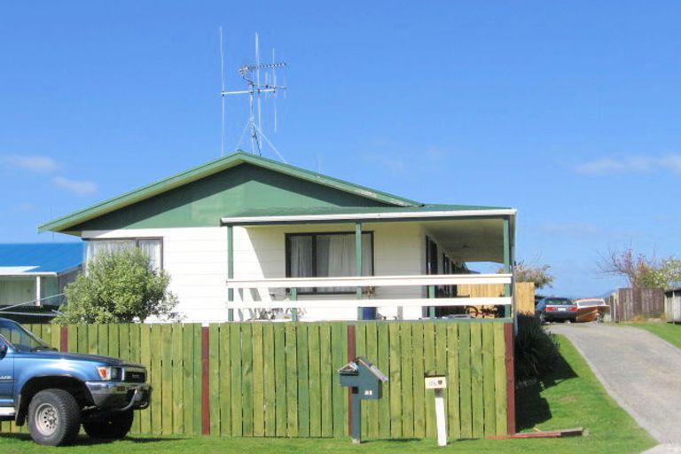 Photo of property in 86a Simpson Road, Papamoa Beach, Papamoa, 3118