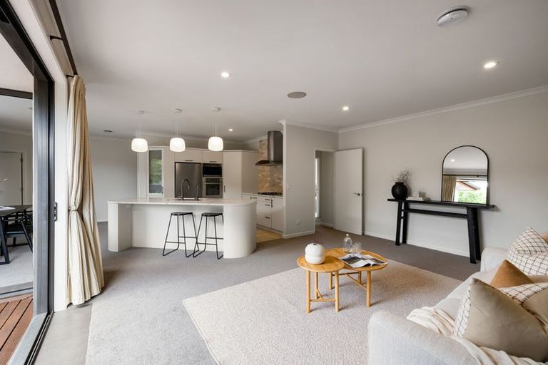 Photo of property in 53 Barrington Drive, Huntington, Hamilton, 3210