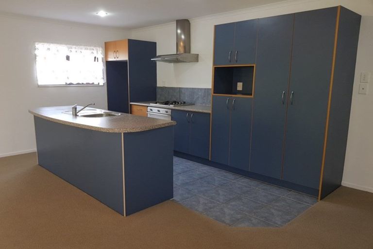 Photo of property in 35 Basra Drive, Henderson, Auckland, 0612