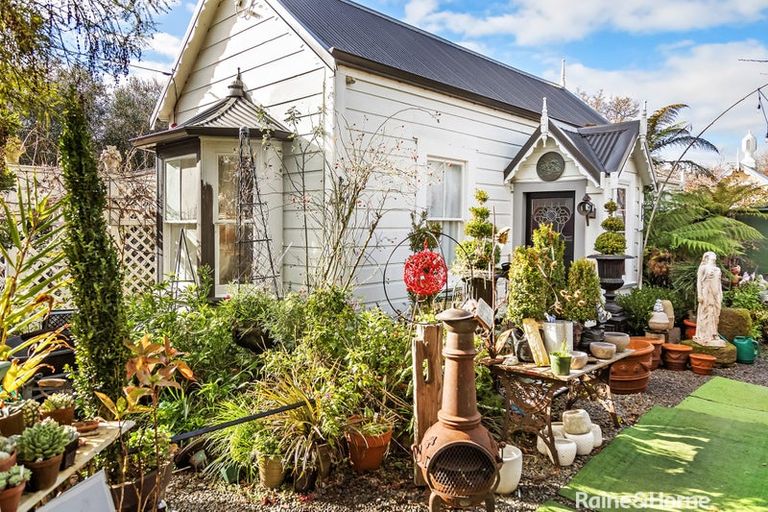 Photo of property in 107 Main Street, Greytown, 5712