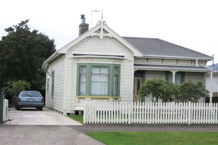 Photo of property in 25 Lombard Street, Palmerston North, 4410