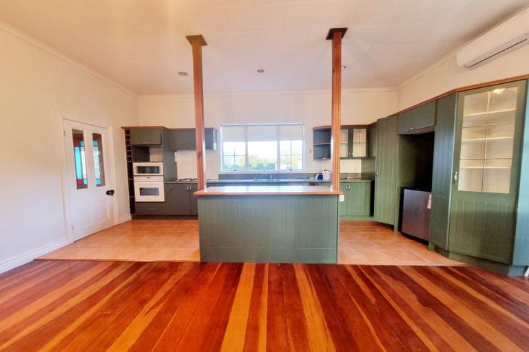 Photo of property in 126 Saint Kilda Road, Cambridge, 3493