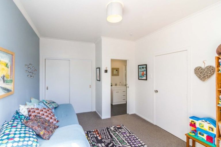 Photo of property in 55 Awatea Street, Ranui, Porirua, 5024