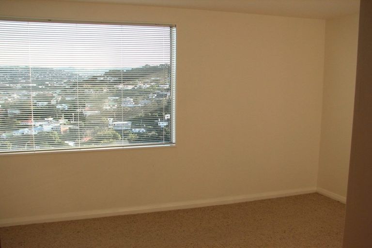 Photo of property in 86 Kinghorne Street, Strathmore Park, Wellington, 6022