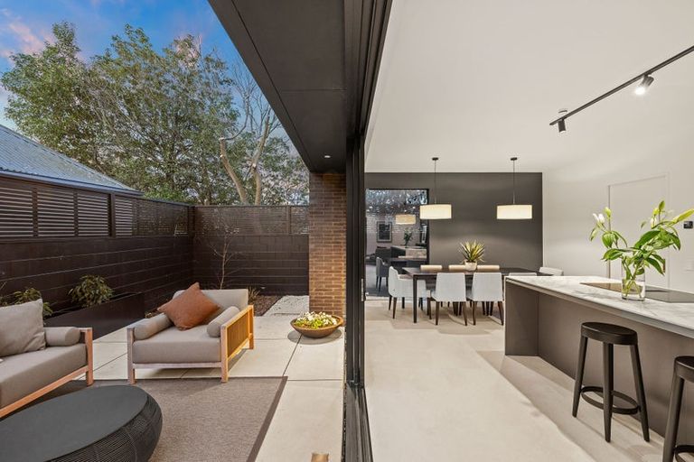 Photo of property in 12 Rhodes Street, Merivale, Christchurch, 8014