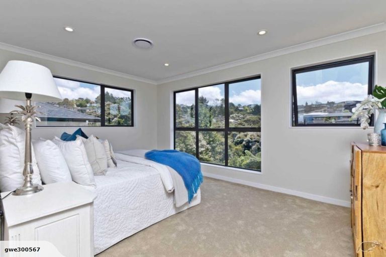 Photo of property in 30 Para Close, Fairview Heights, Auckland, 0632