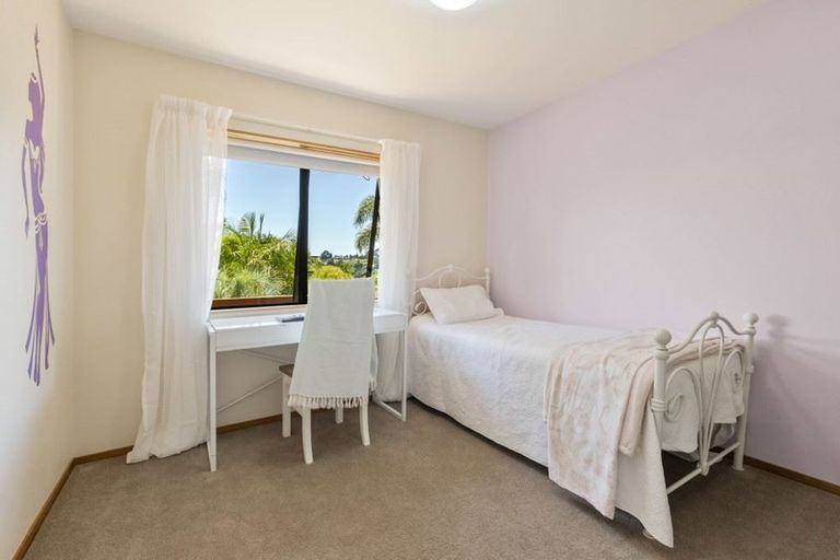 Photo of property in 9 Cockle Place, Stillwater, Silverdale, 0993