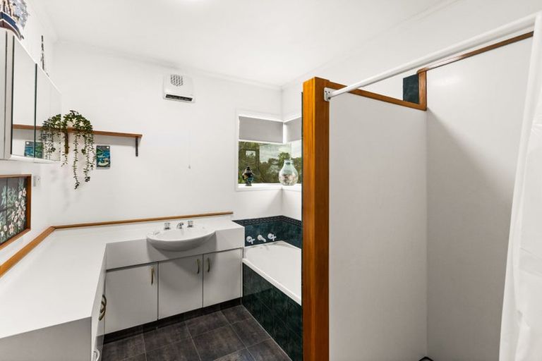 Photo of property in 14 Trigg Crescent, Taradale, Napier, 4112