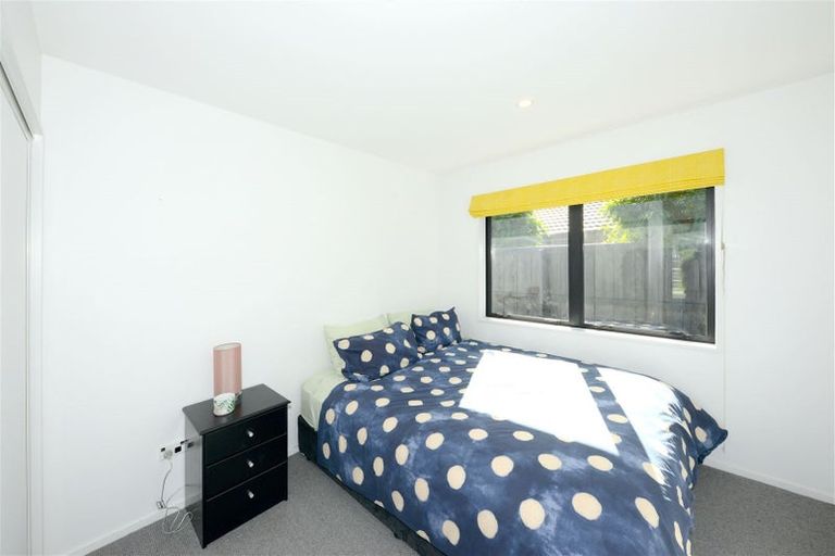 Photo of property in 24 Shillingford Boulevard, Rolleston, 7615