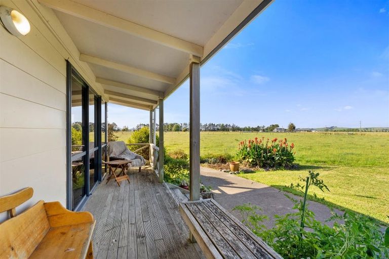 Photo of property in 117 Robertson Road, Ruawai, 0591