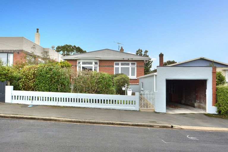 Photo of property in 51 Oakland Street, Andersons Bay, Dunedin, 9013