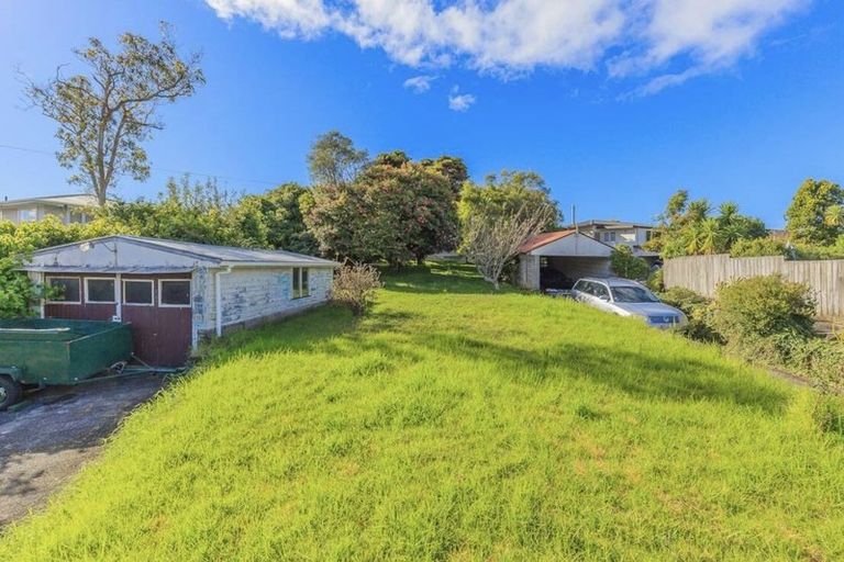 Photo of property in 15 Gordon Avenue, Forrest Hill, Auckland, 0620