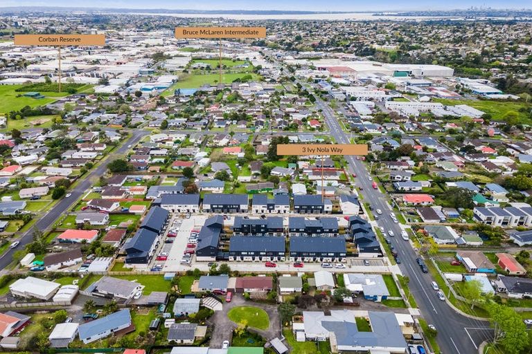 Photo of property in 3 Ivy Nola Way, Henderson, Auckland, 0612