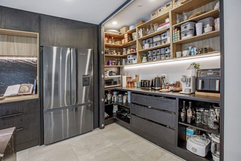 Photo of property in 3a Taylors Avenue, Bryndwr, Christchurch, 8052