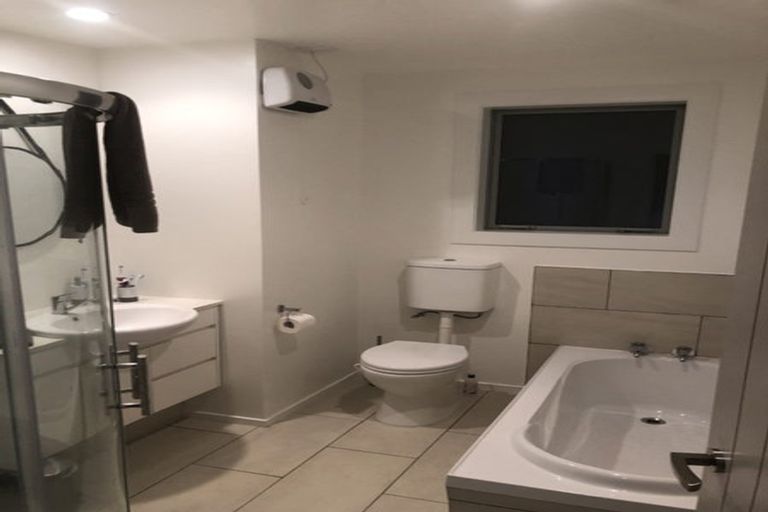 Photo of property in 1/16 Holly Road, St Albans, Christchurch, 8014