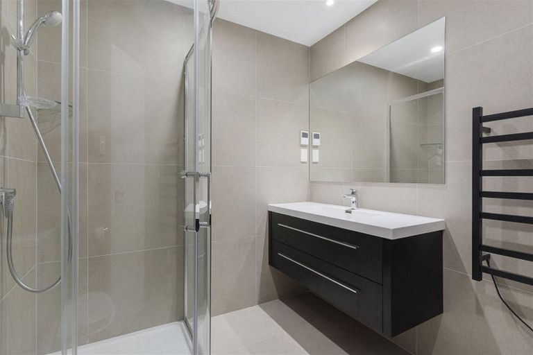 Photo of property in 4 Moki Place, Long Bay, Auckland, 0630