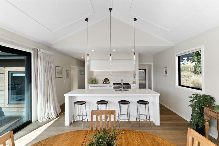 Photo of property in 5 Ellesmere Avenue, Jacks Point, Queenstown, 9371