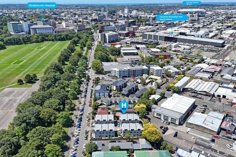 Photo of property in Hagley Mews, 4/454 Hagley Avenue, Christchurch Central, Christchurch, 8011