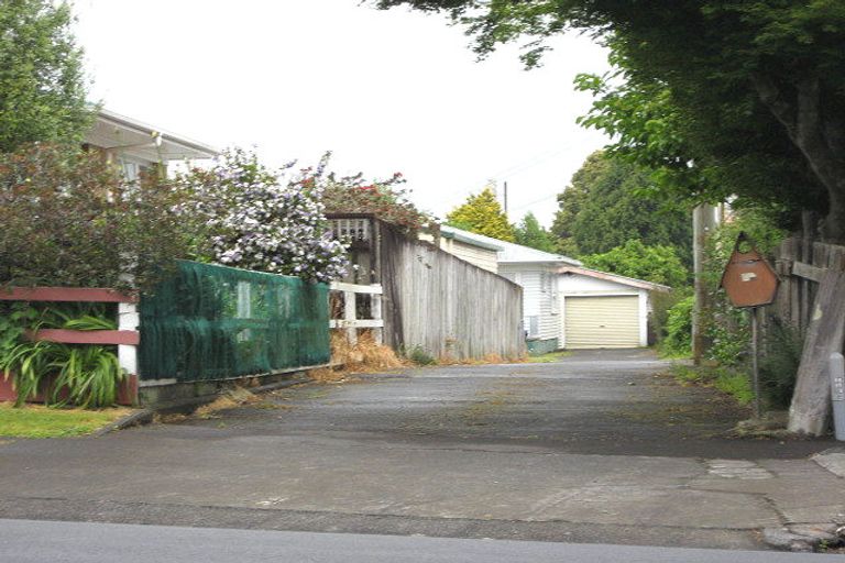 Photo of property in 90 Beach Road, Pahurehure, Papakura, 2113