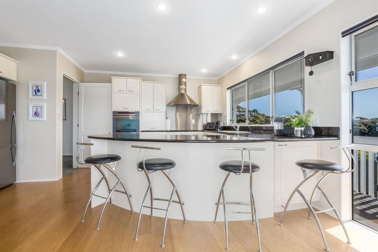 Photo of property in 15 Bosun Terrace, Whitby, Porirua, 5024