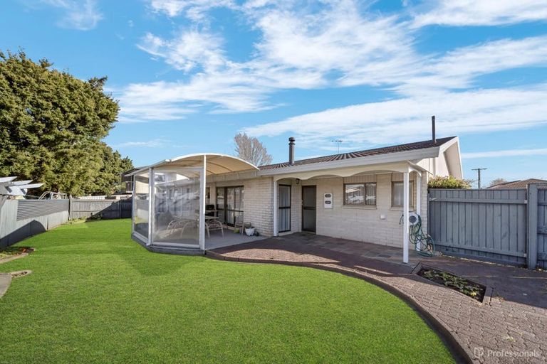 Photo of property in 6 Mahon Place, Papatoetoe, Auckland, 2025