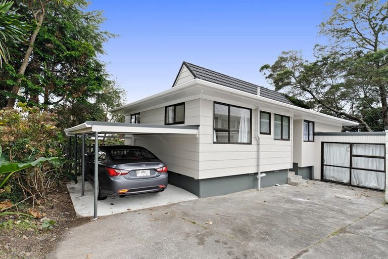 Photo of property in 1/46 Reynella Drive, Massey, Auckland, 0614