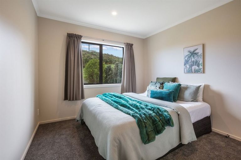 Photo of property in 78 Aotea Drive, Aotea, Porirua, 5024