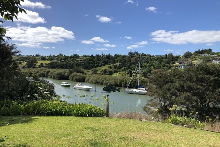 Photo of property in 7 James Kemp Place, Kerikeri, 0230