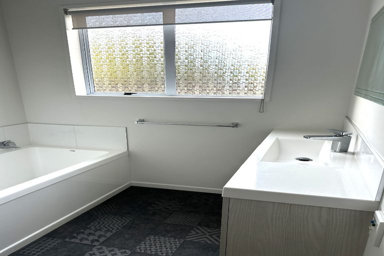 Photo of property in 24b Orielton Place, Gleniti, Timaru, 7910