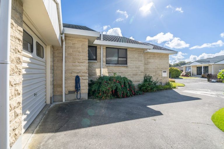 Photo of property in 6 Elm Lane, Gore, 9710