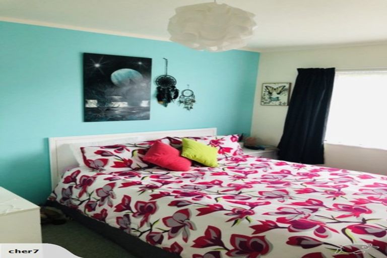 Photo of property in 33 Campbell Avenue, Paraparaumu, 5032