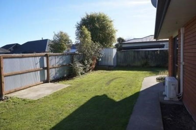 Photo of property in 15b East Belt, Rangiora, 7400