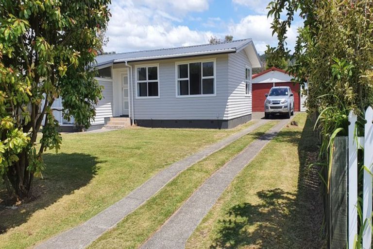 Photo of property in 29 Mckee Avenue, Fenton Park, Rotorua, 3010