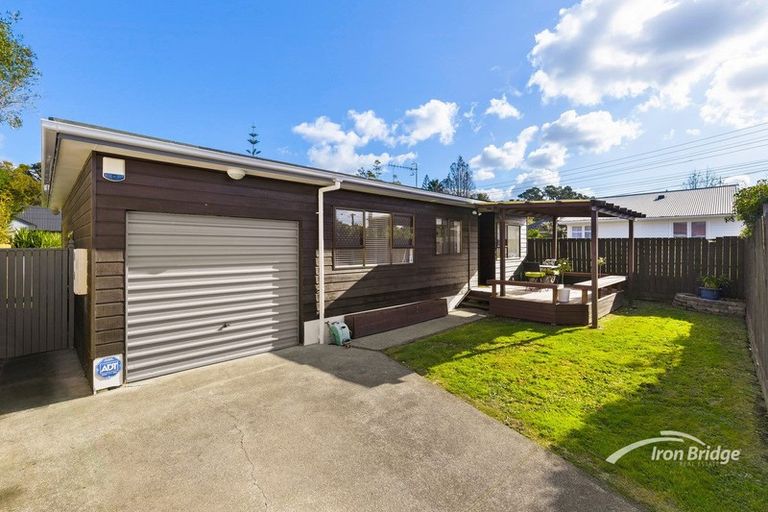 Photo of property in 2/105 Nile Road, Milford, Auckland, 0620