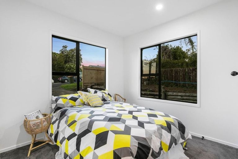 Photo of property in 1/34 Fordham Street, Beach Haven, Auckland, 0626