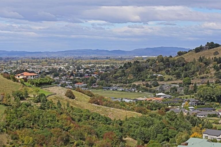 Photo of property in 264 Puketapu Road, Taradale, Napier, 4183