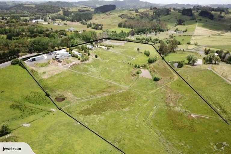 Photo of property in 25 Hull Road, Waitoki, Kaukapakapa, 0871