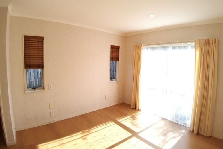 Photo of property in 7 Shankill Place, East Tamaki, Auckland, 2013