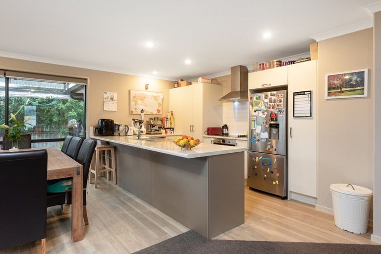 Photo of property in 21 Oakwood Way, Papamoa Beach, Papamoa, 3118