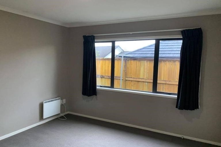 Photo of property in 45 The Esplanade, Huntington, Hamilton, 3210